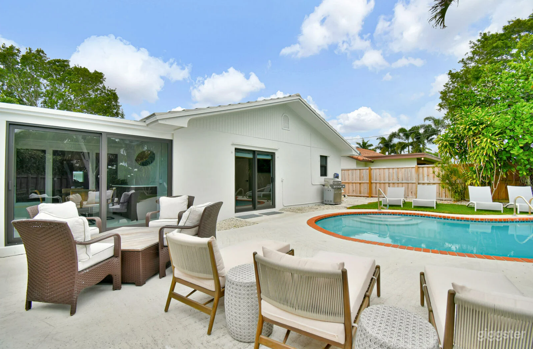 #501 Heated Outdoor Pool in Lake Ida Neighborhood Photo 3