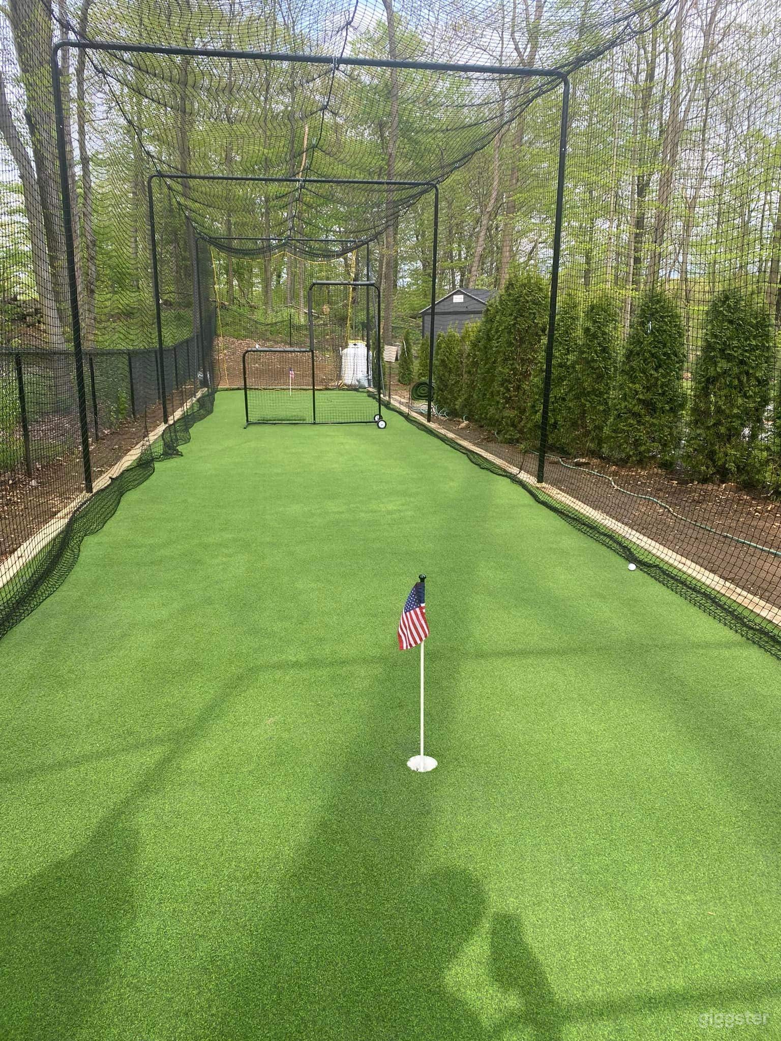 Hitters view - Golf, putting space is optional 