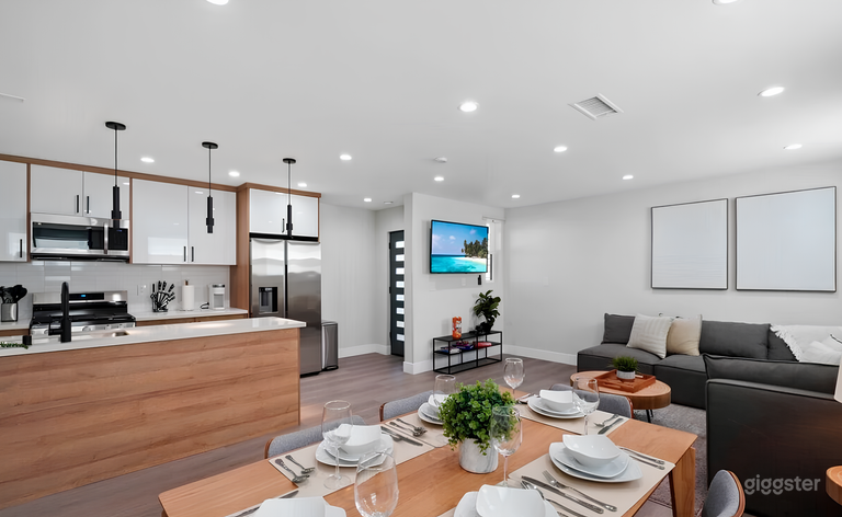  Newly Built 2 Bed 2 Bath Apartment in Culver City 