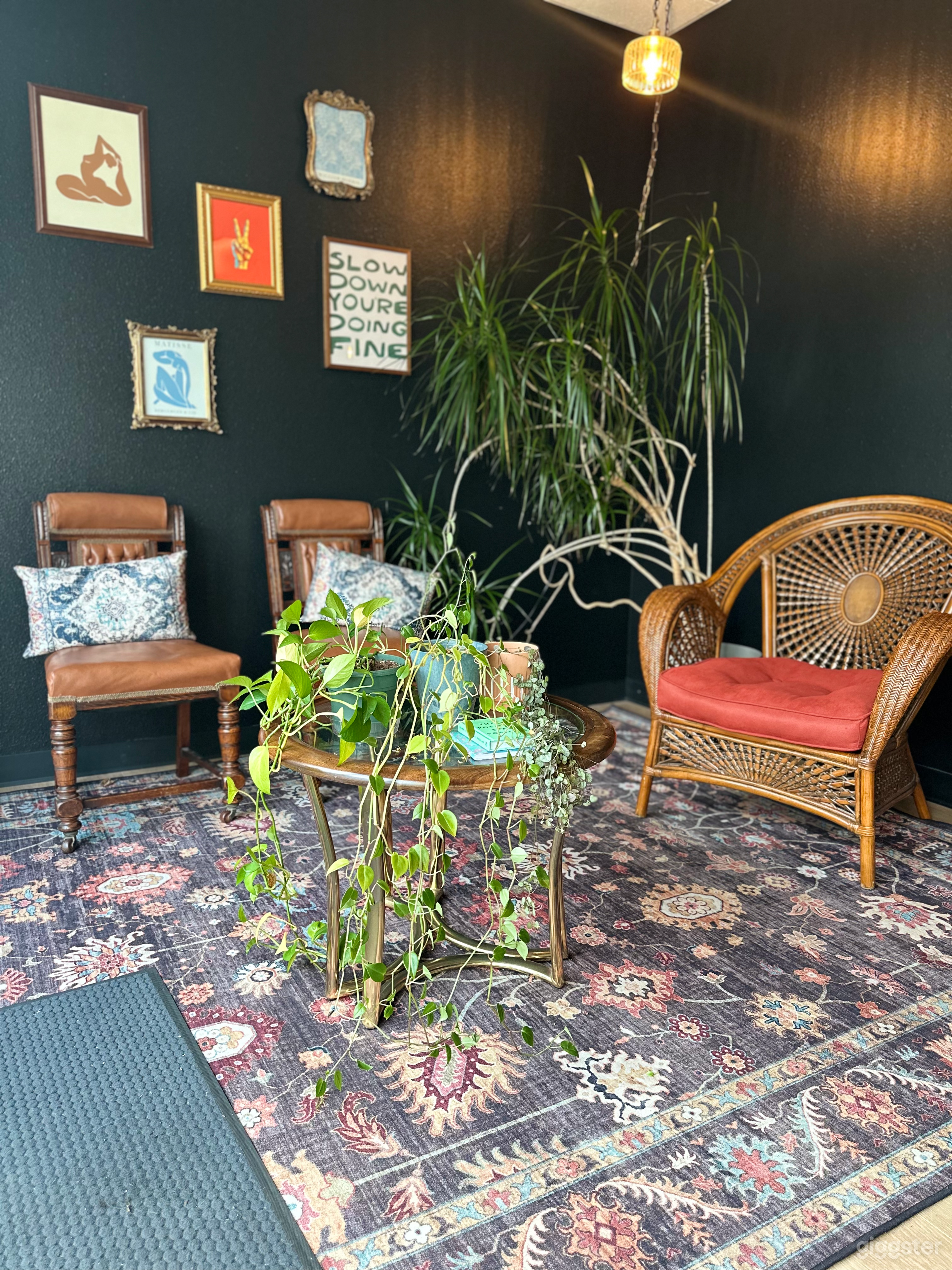 Sitting area of lobby