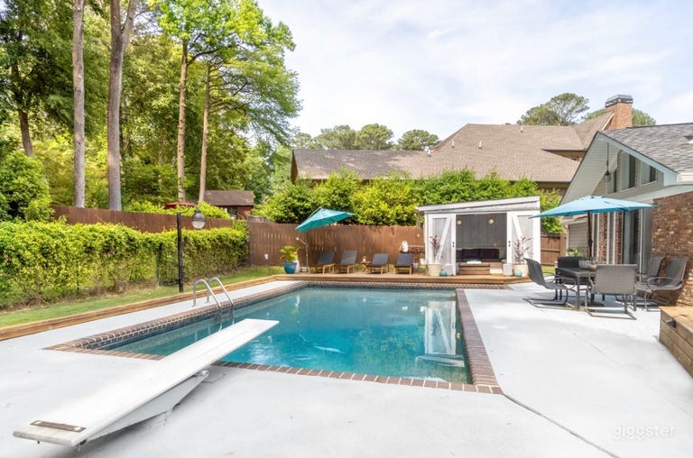  Private Pool & Cabana 