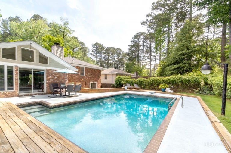  Private Pool & Cabana 