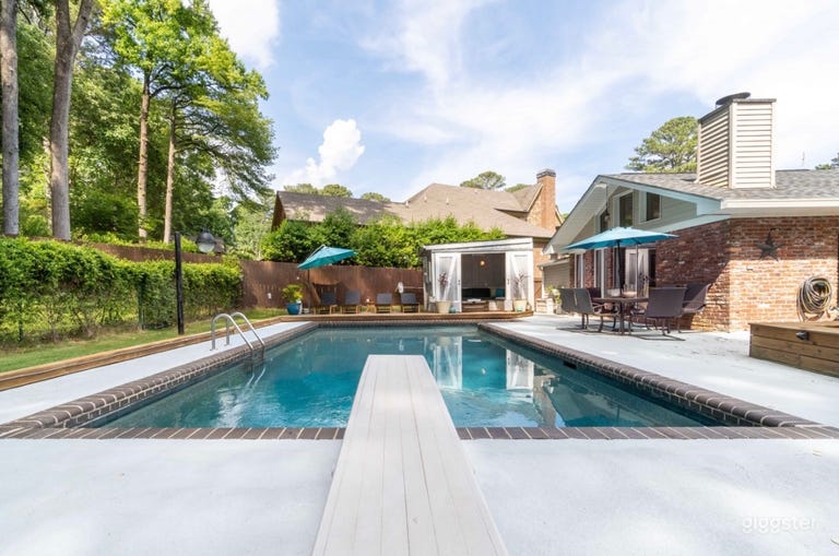  Private Pool & Cabana 