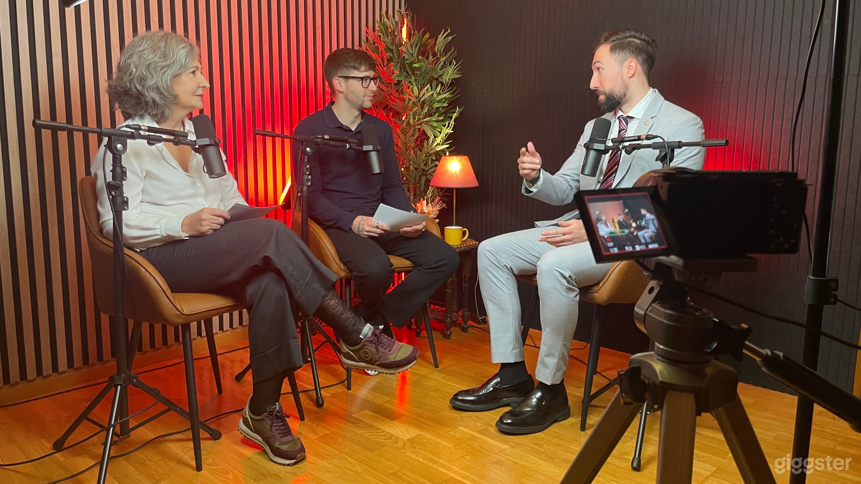 Recording Studio for any type of content, 10 mins: Barcelona Photo 2