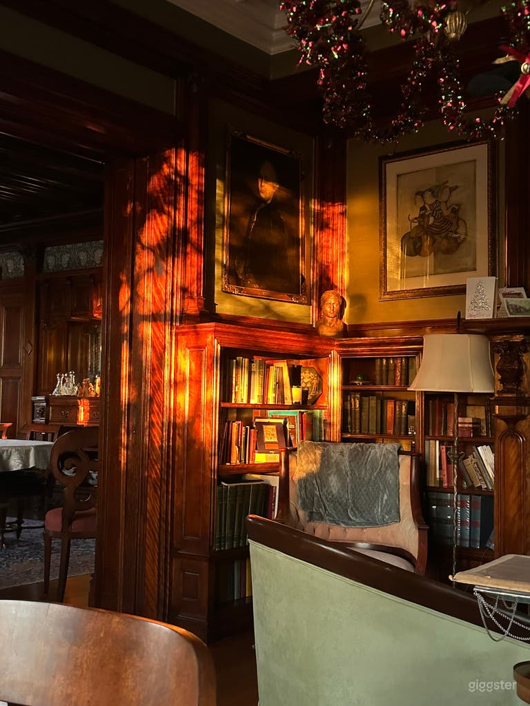  Gilded Age Mansion 15 mins from NYC 