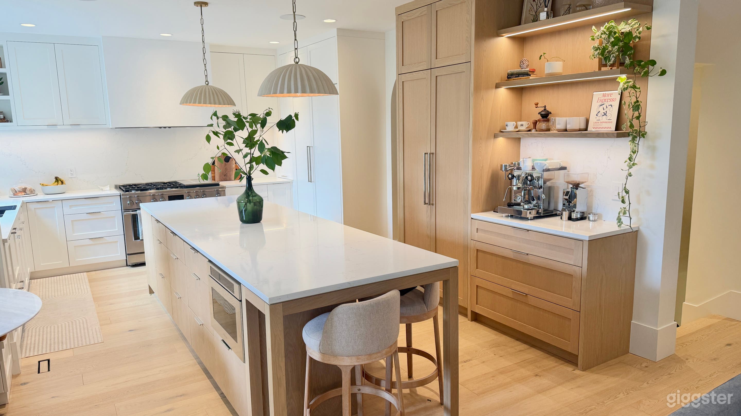 Open Concept Renovated Home in Family Neighborhood Photo 4