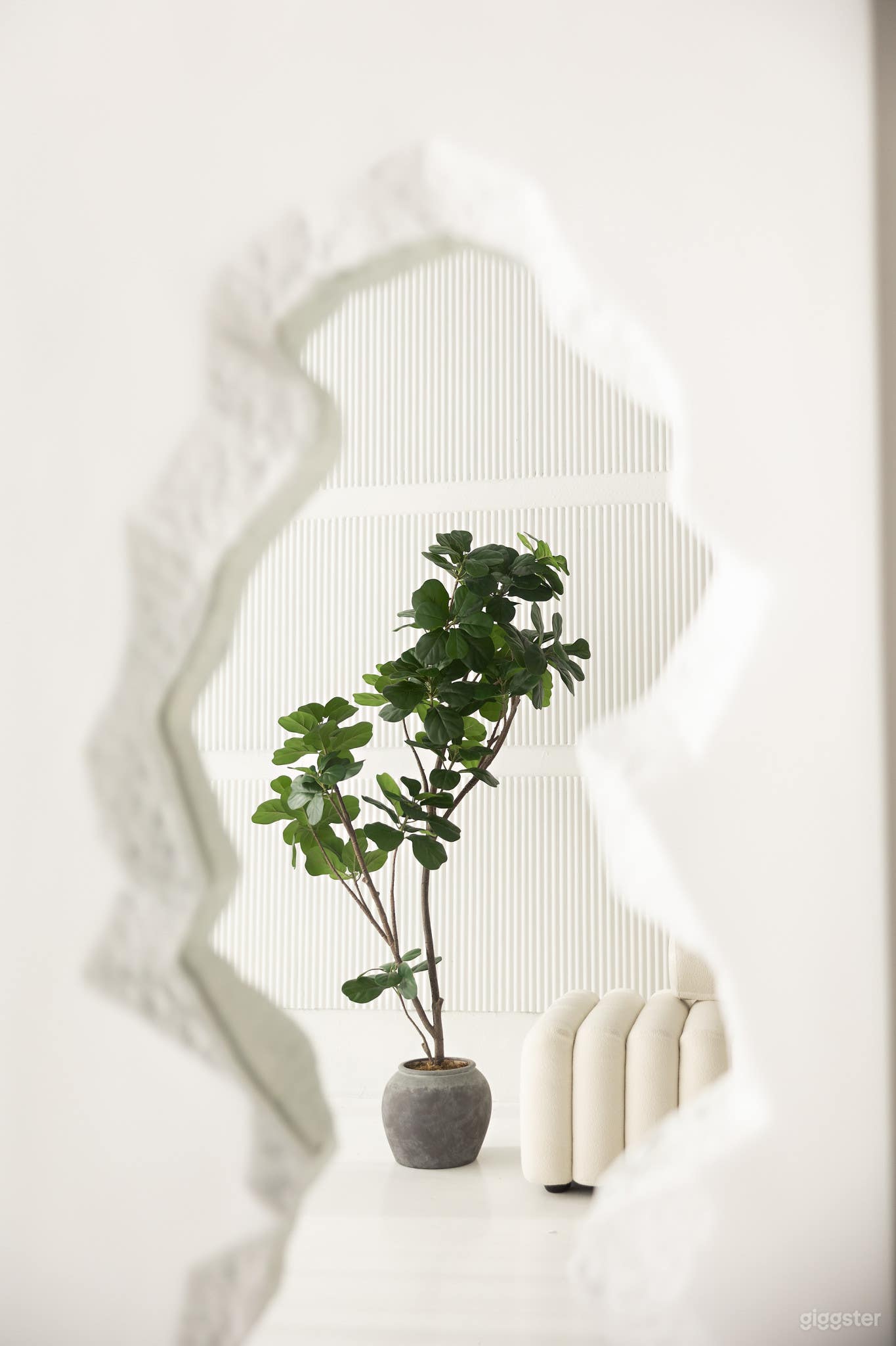 Soleil - a bright, intimate and serene space Photo 3