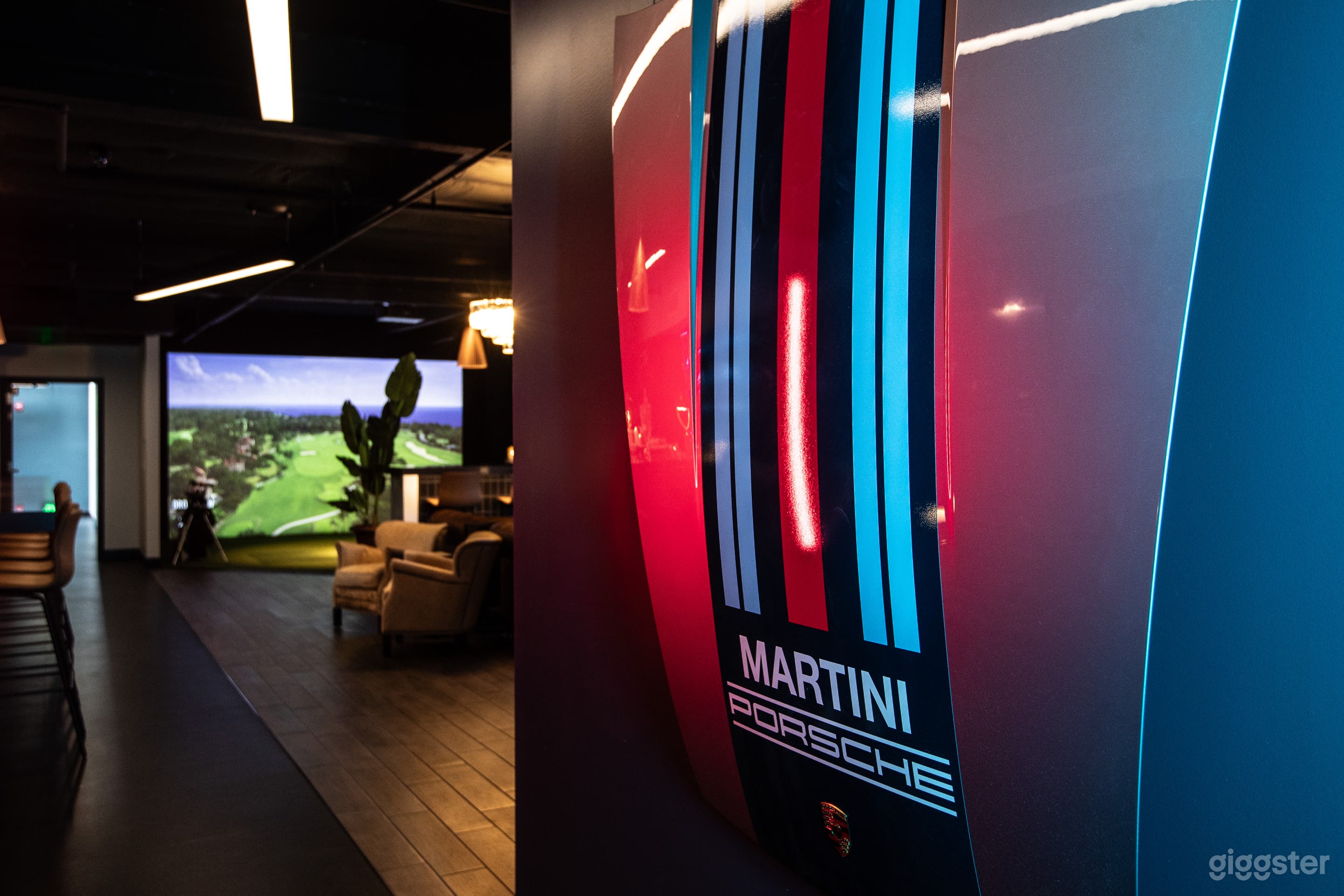 50 guests can enjoy the lounge