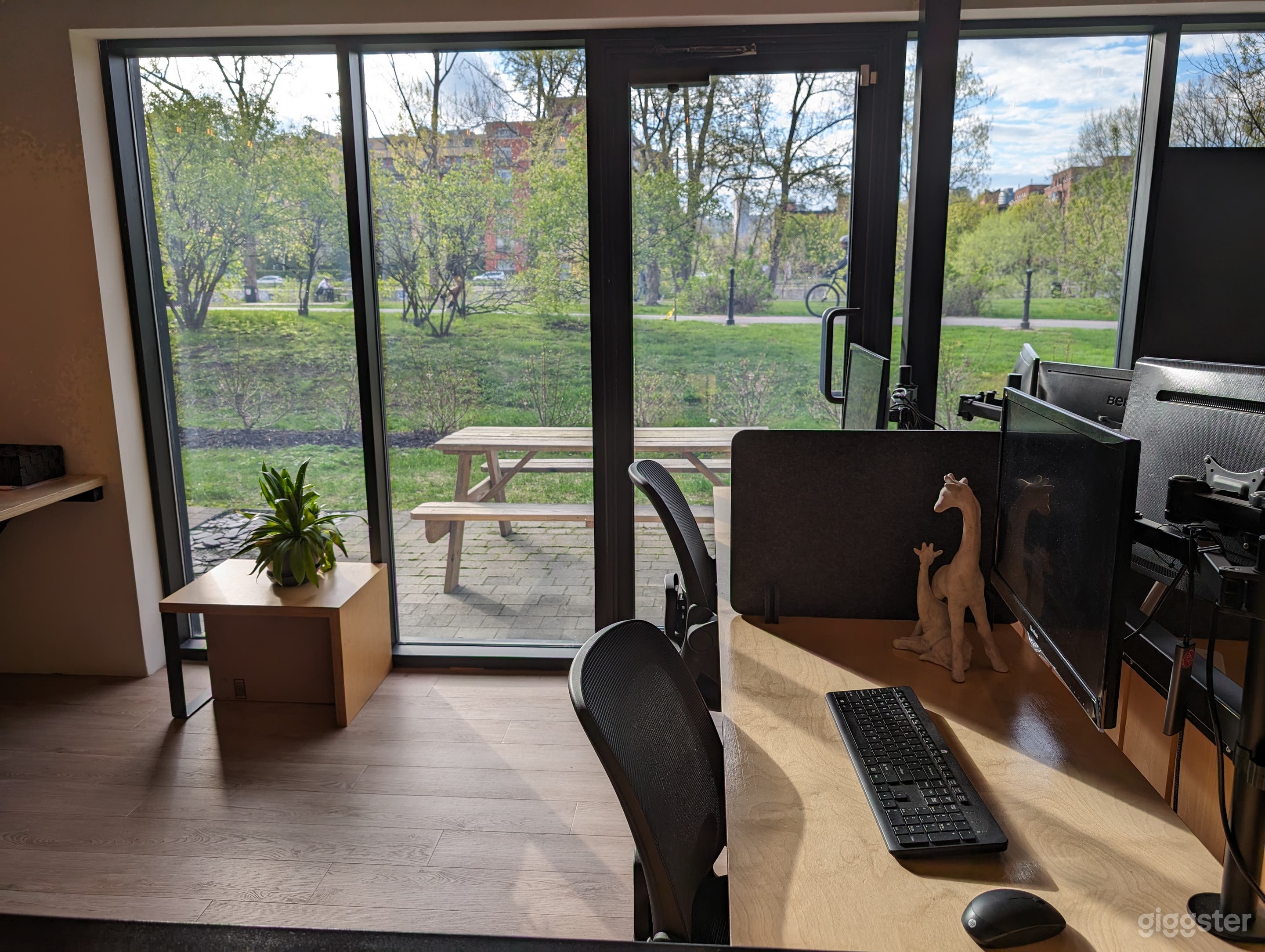 Bright Canal View Hot Desk in Griffintown, Montreal Photo 3