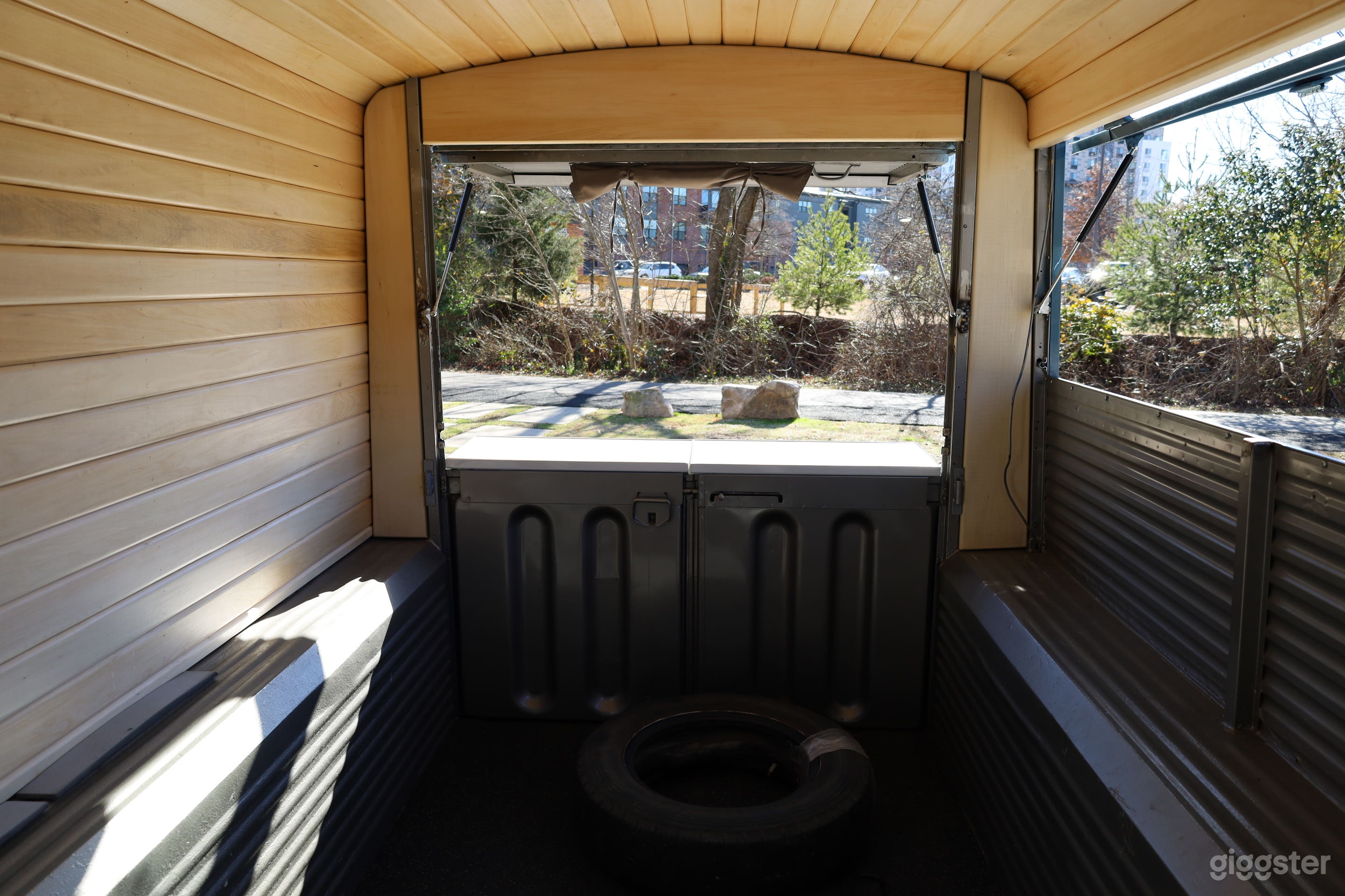 Vintage 1975 Citroen HY Photo 4