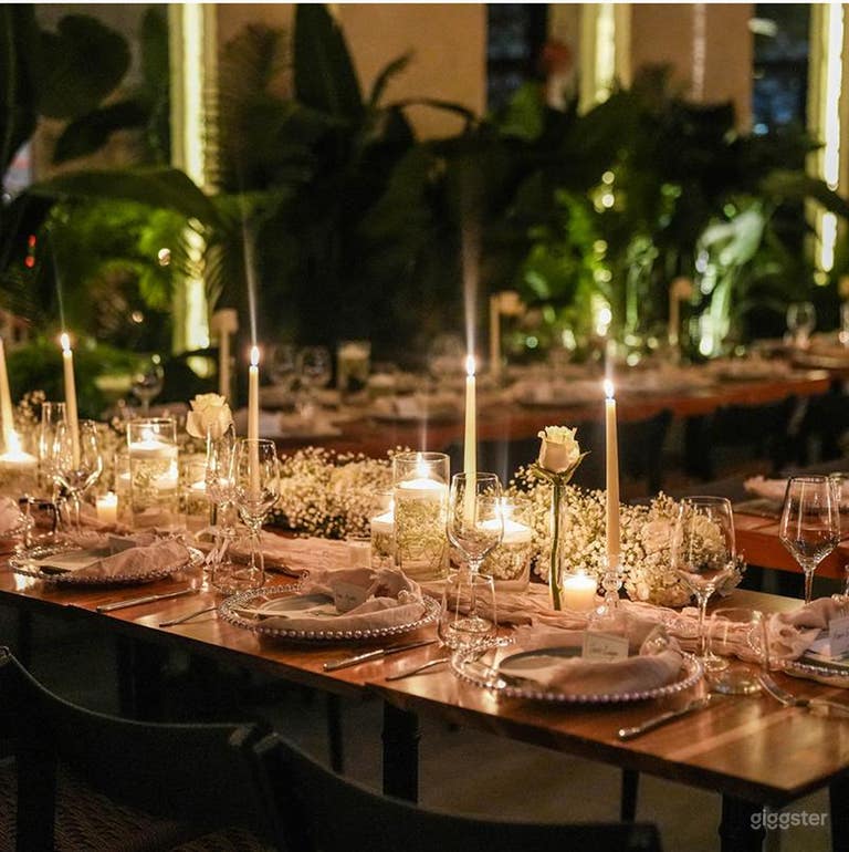  Main Dining & Event Floor 