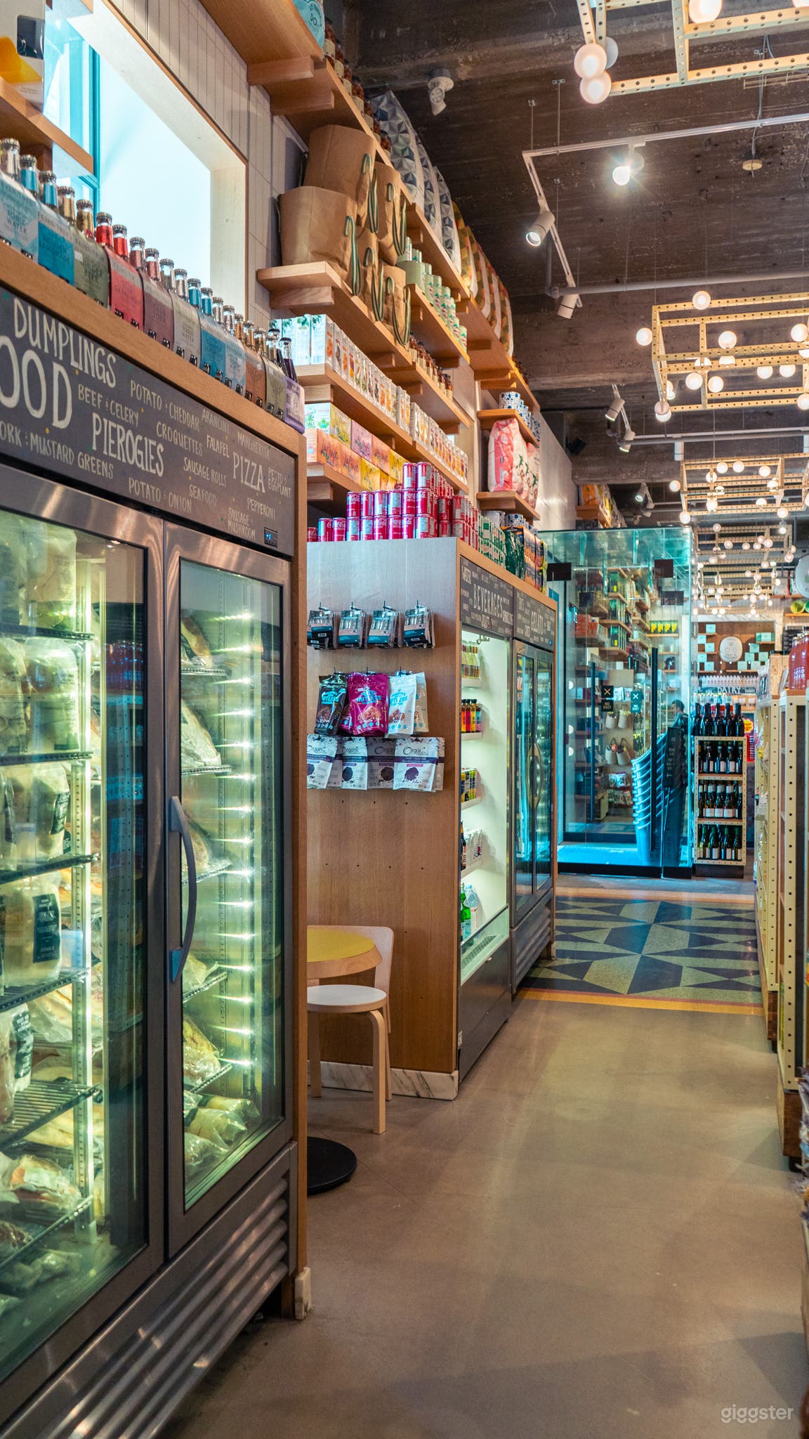 Modern, Art Deco Market Space Photo 2