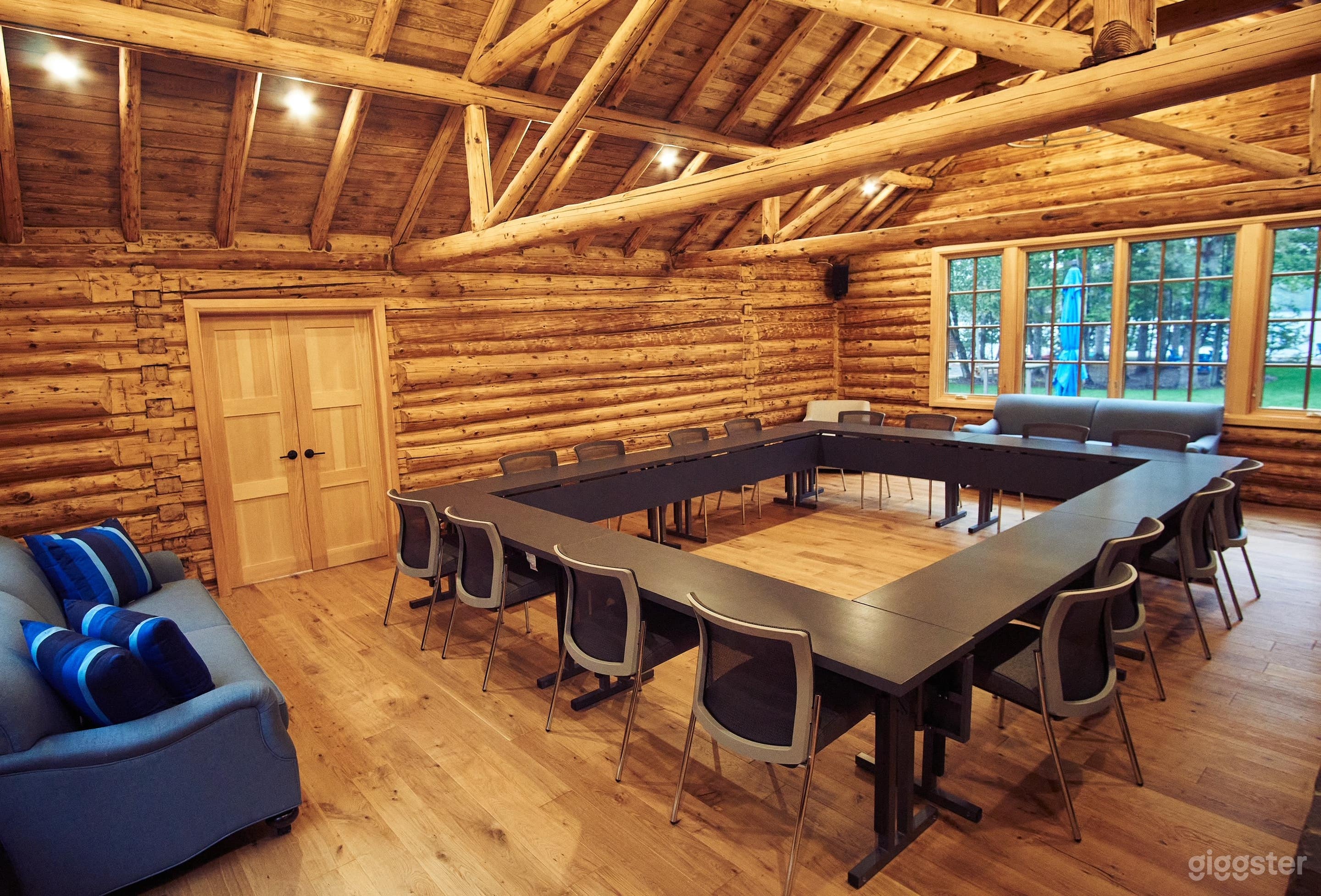 Private Lakeside Resort In The Highlands Photo 3