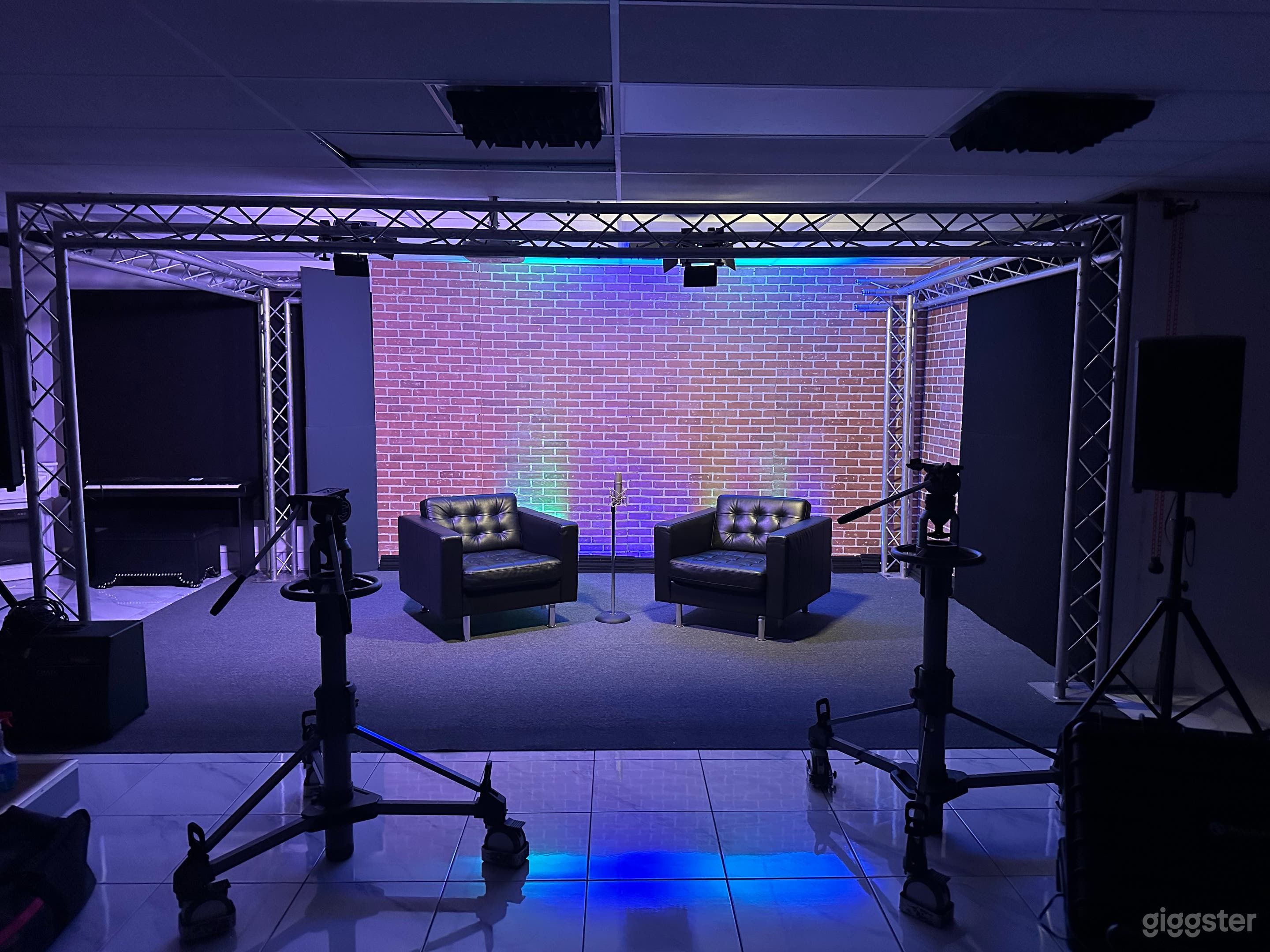 Podcast Studio Photo 2