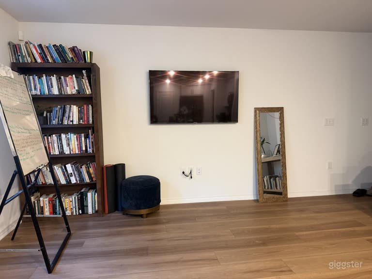  Wellness Studio Workspace 