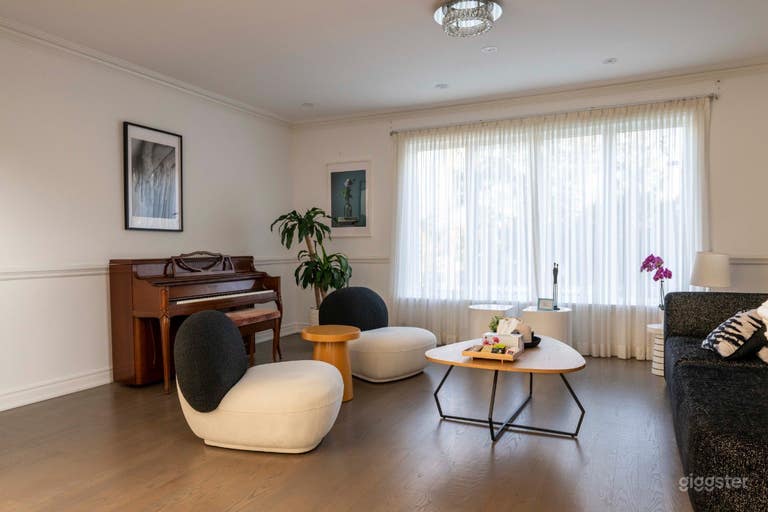  Casa Moderna Lujosa en una Zona Residencial Tranquila 