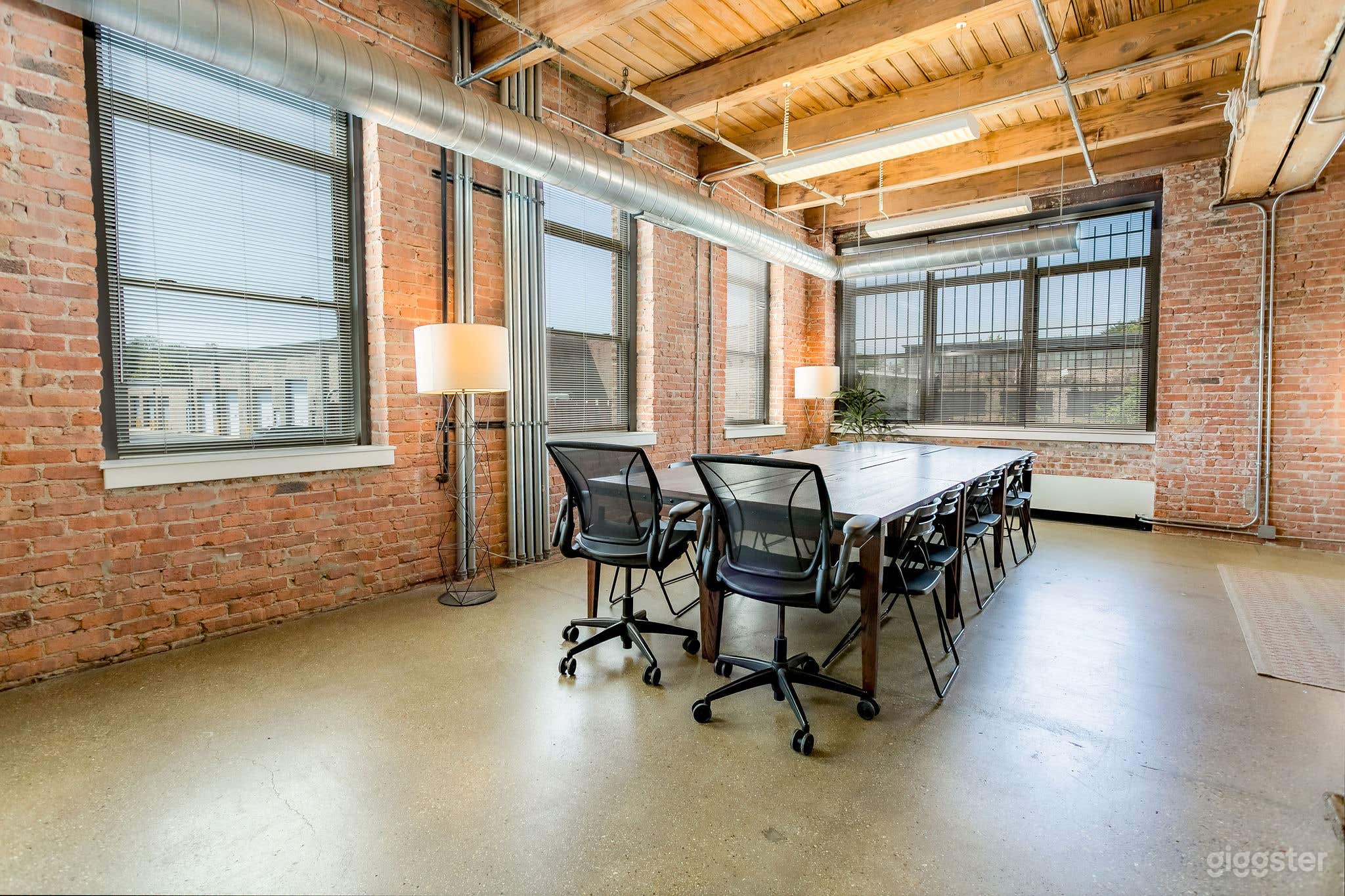 Mid-Century Modern CreativePhoto/Production Studio Photo 2