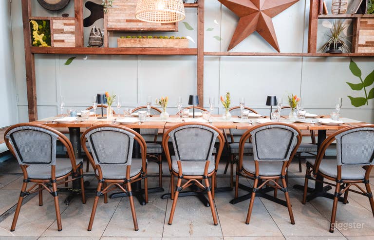  Indoor Garden Patio Private Dining Room 