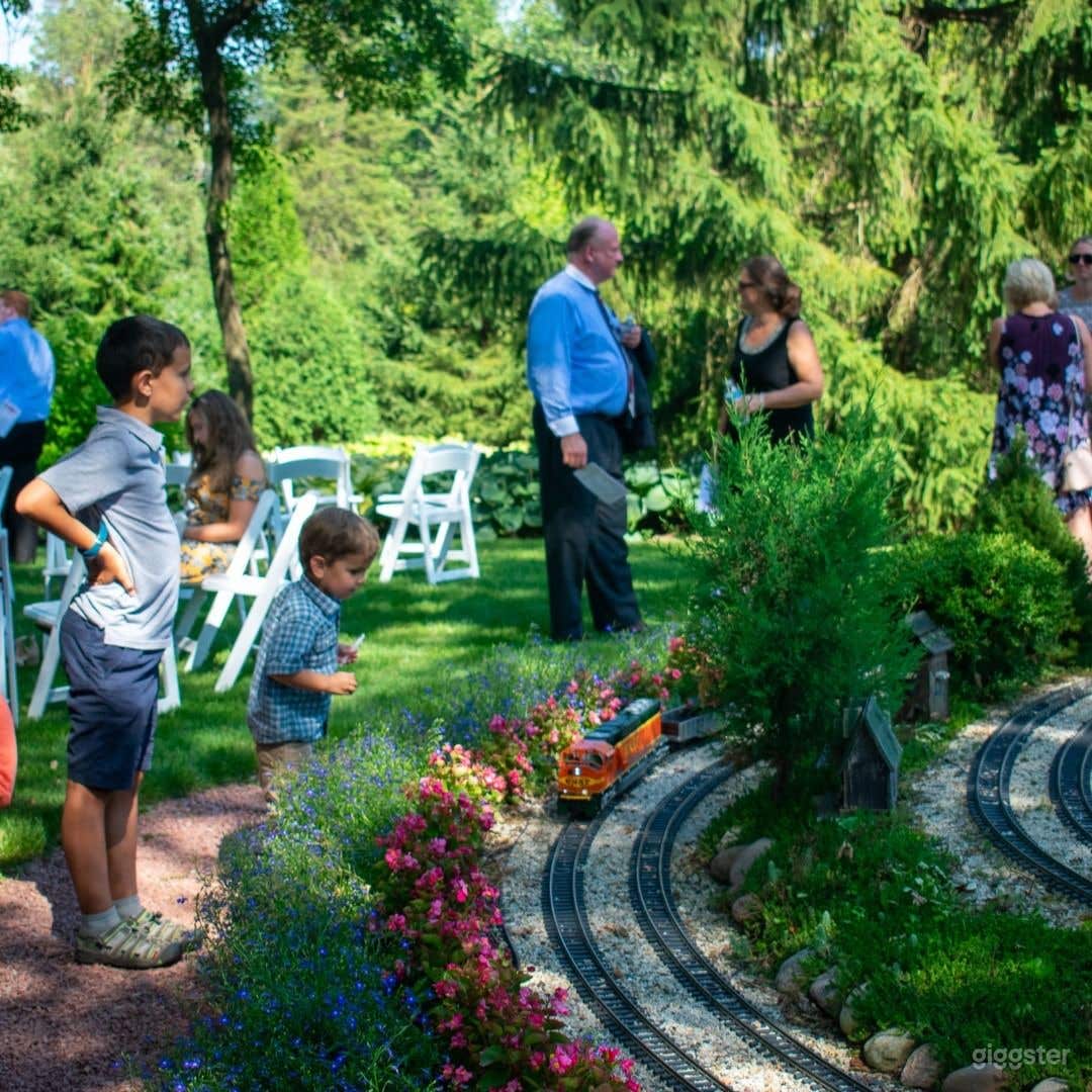 The Model Train Garden Photo 4