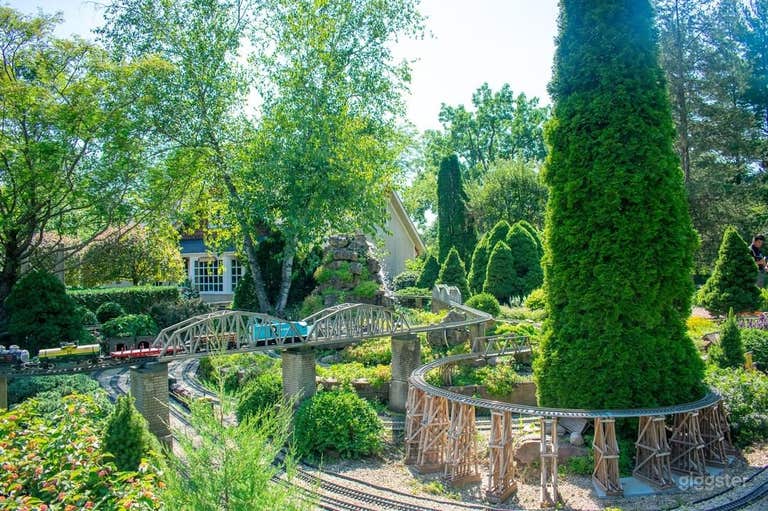  The Model Train Garden 