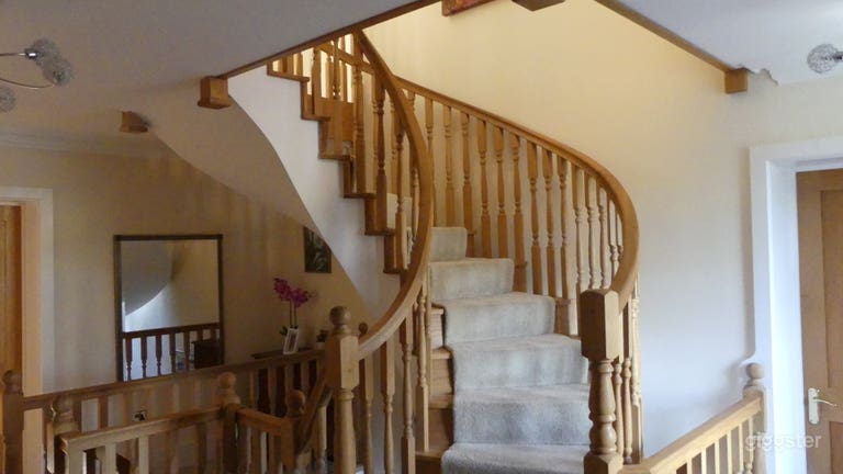  Welcoming family home with lots of room in and out 