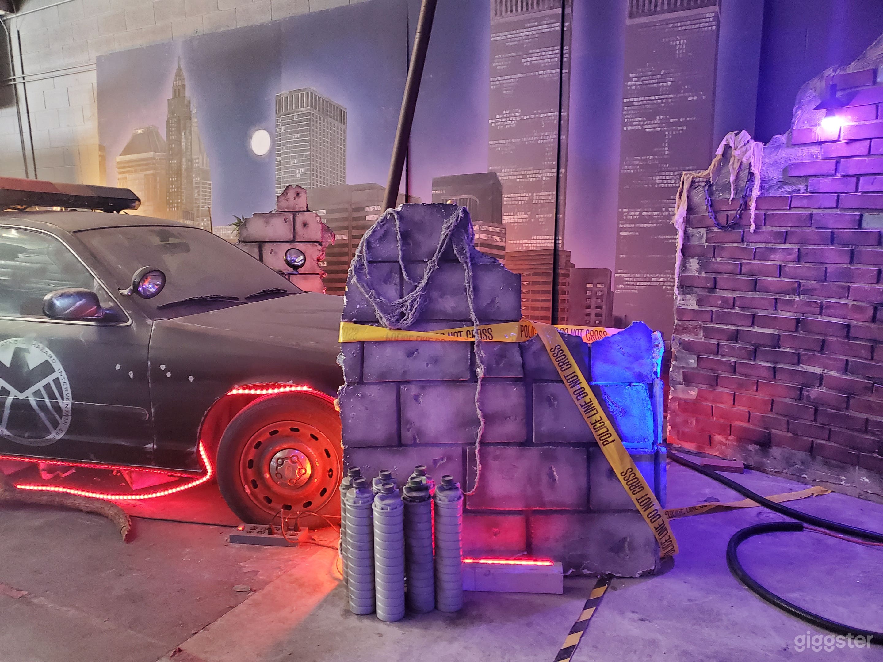 Police Cars w/lot of Props &amp; Sets Photo 4