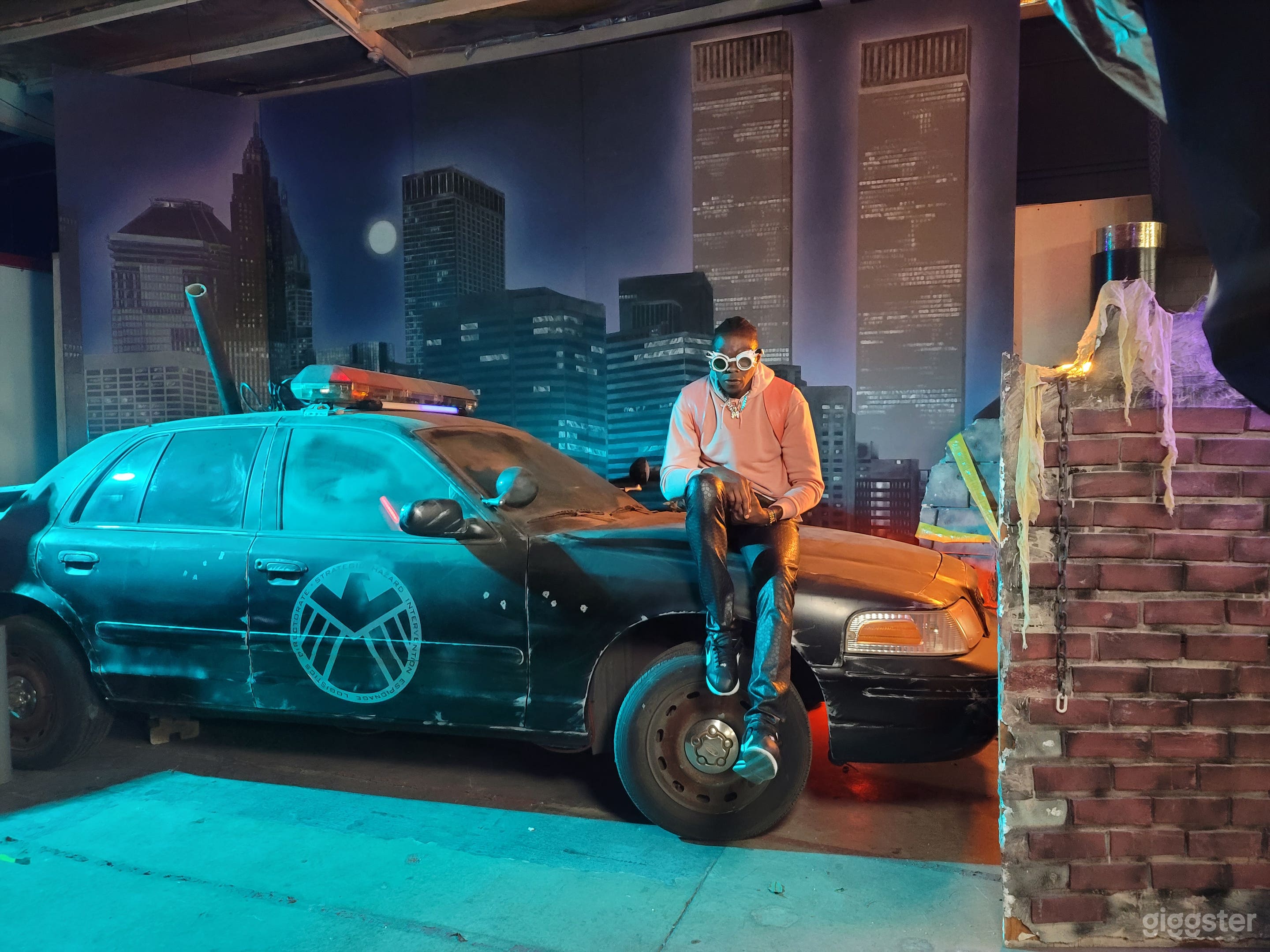 Police Cars w/lot of Props &amp; Sets Photo 3