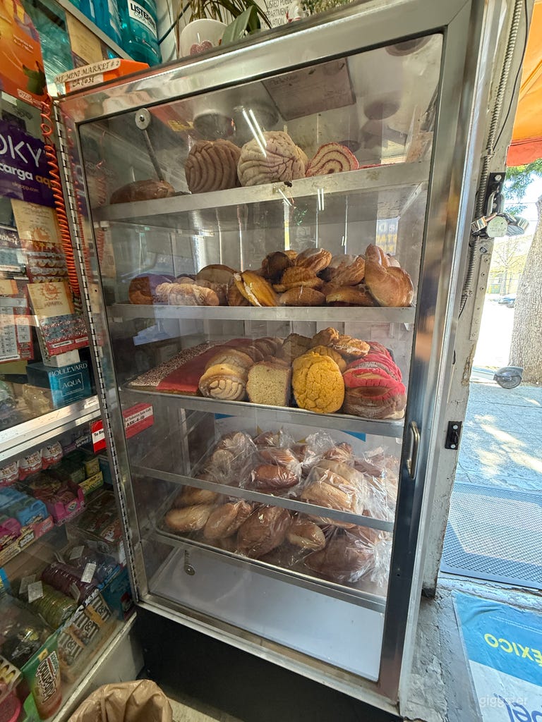  Bodega w/ Pastries, Candy & Gritty Streetfront 