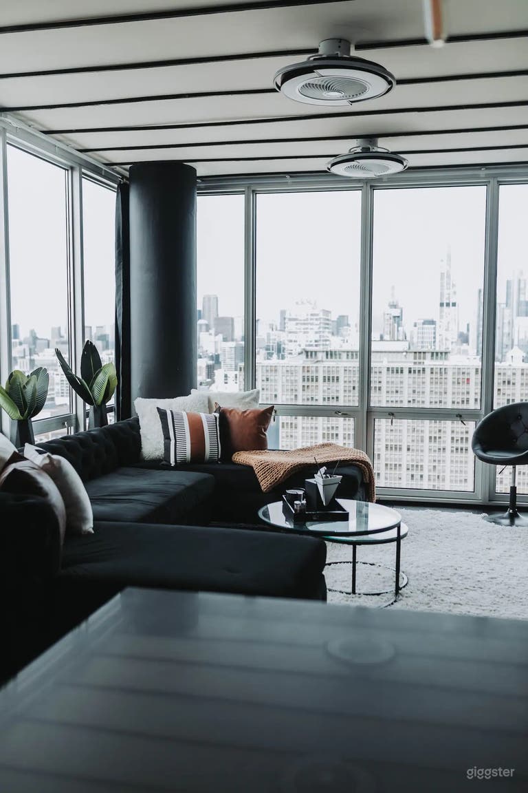  Chicago South Loop Content Studio Apartment 