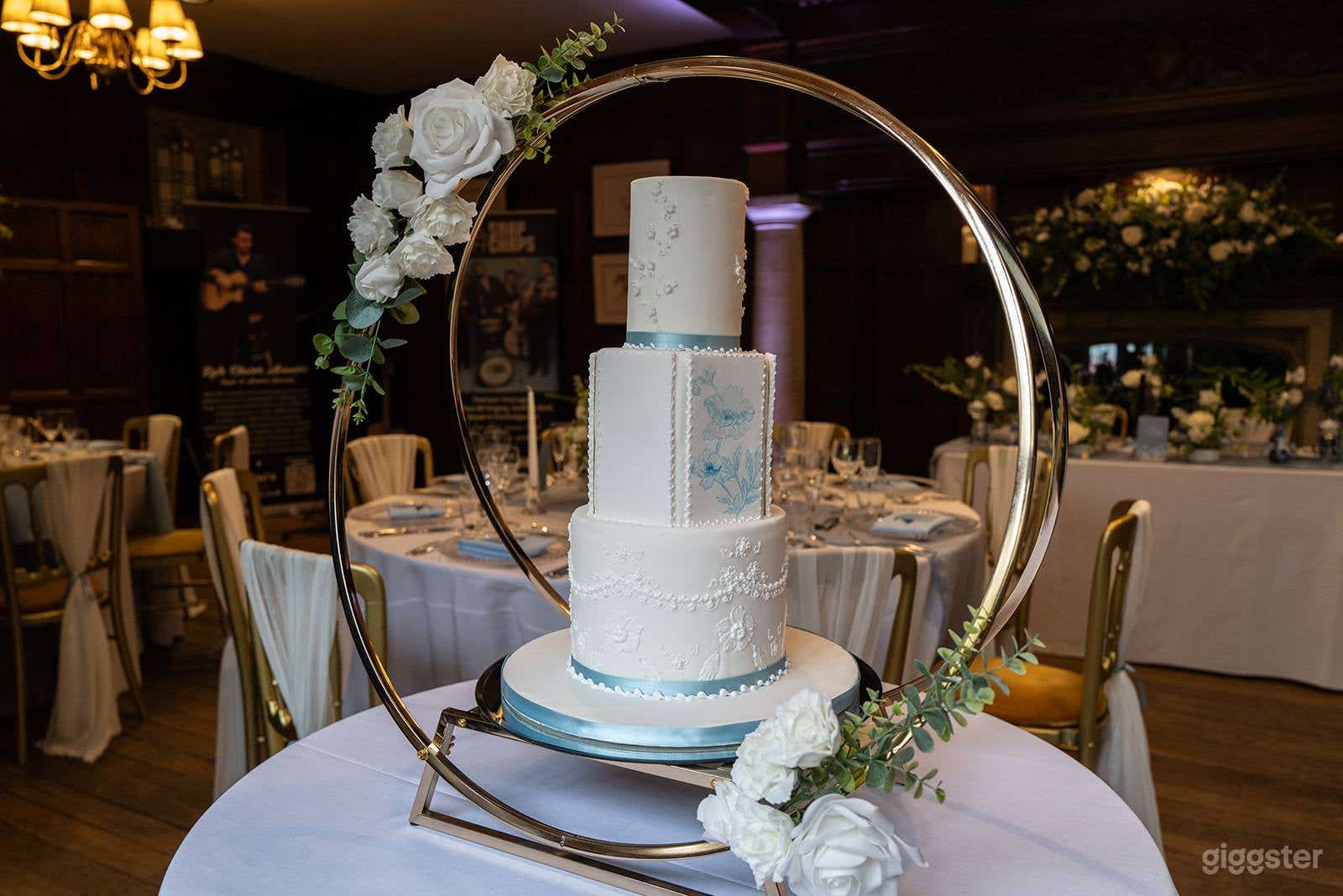 The Great Hall with Natural Light Photo 3