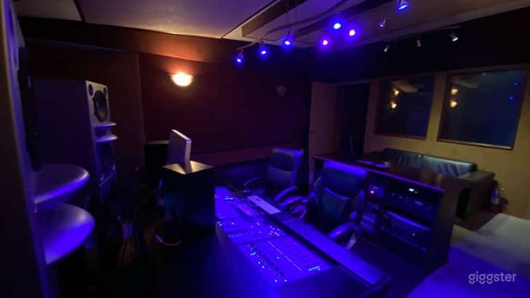  Burbank Recording Studio  