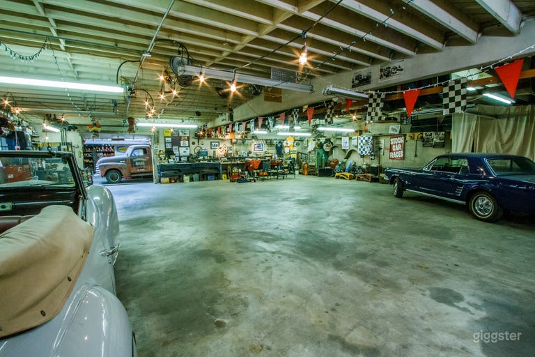  Huge and open garage space  with high ceiling provides many options 
 