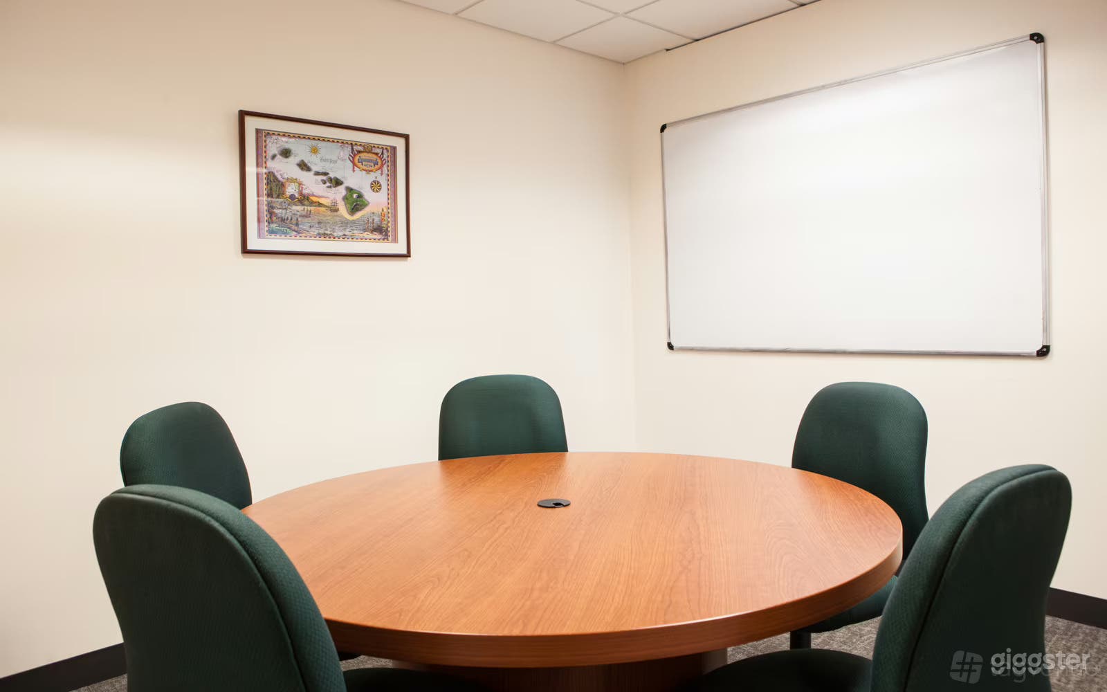 Avocado: Flexible Meeting Room for Small Groups Photo 1