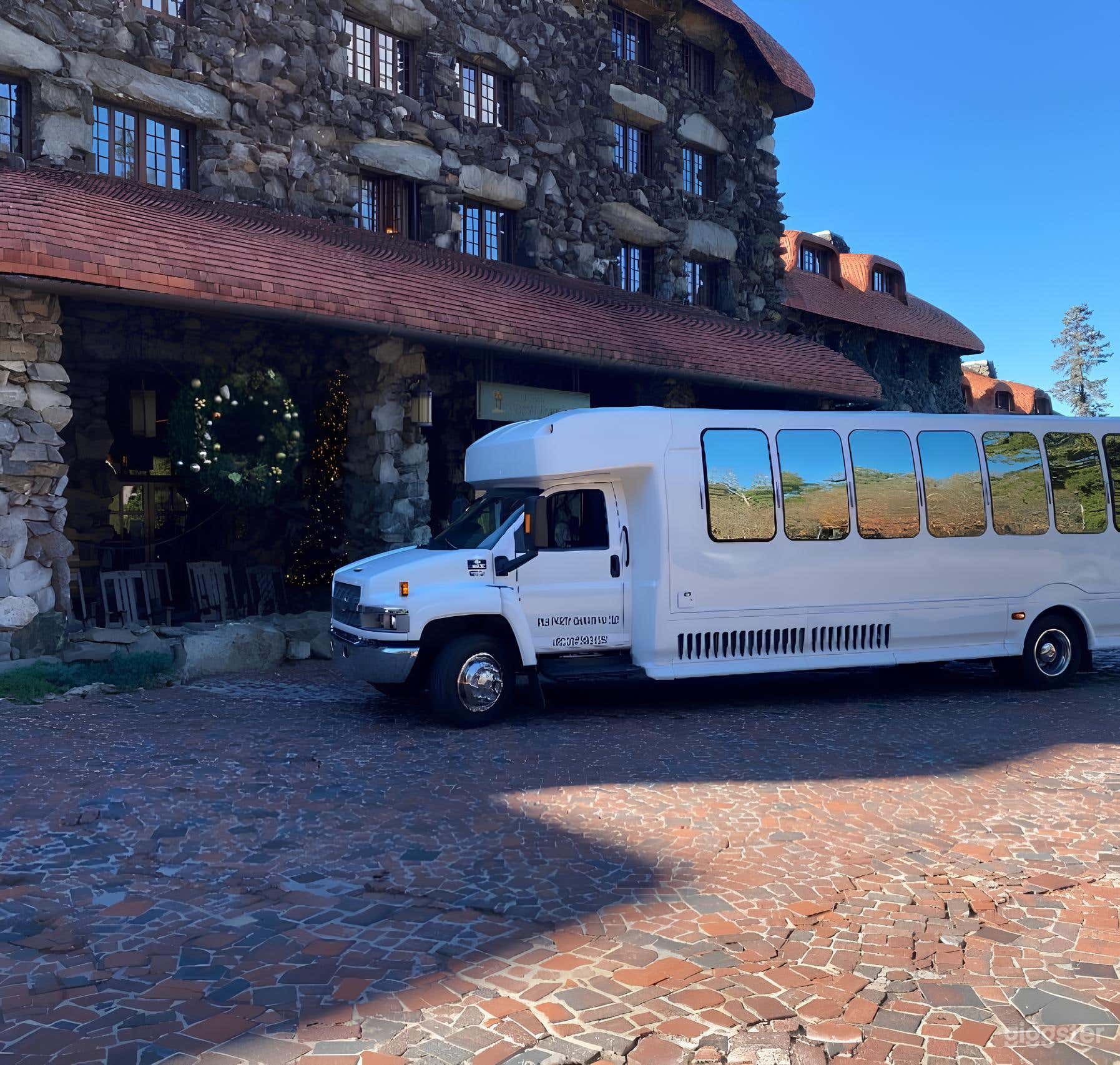 Uptown Pearl Party Bus Photo 1