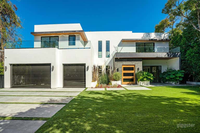  Encino Mansion | 8,500 sqft Modern Mansion  