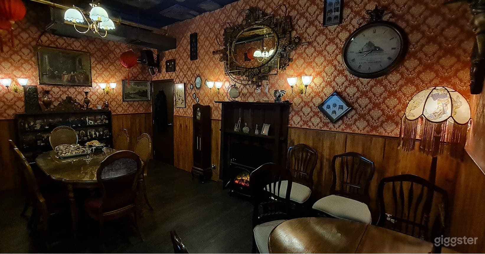 221B Baker Street Photo 3