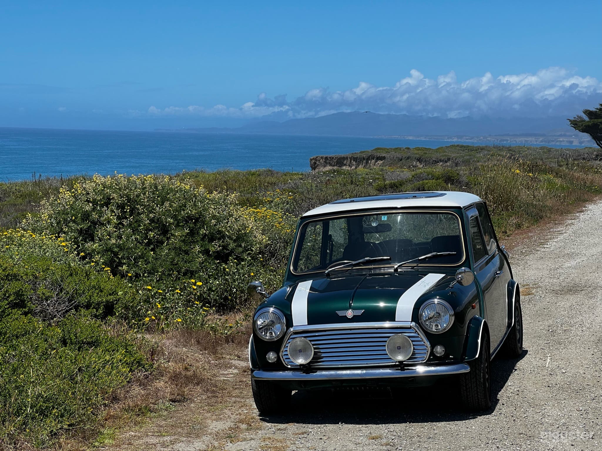 Classic Mini Cooper Photo 1