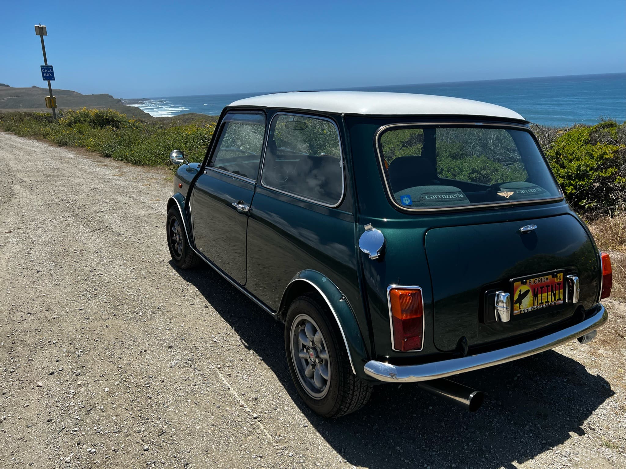 Classic Mini Cooper Photo 2