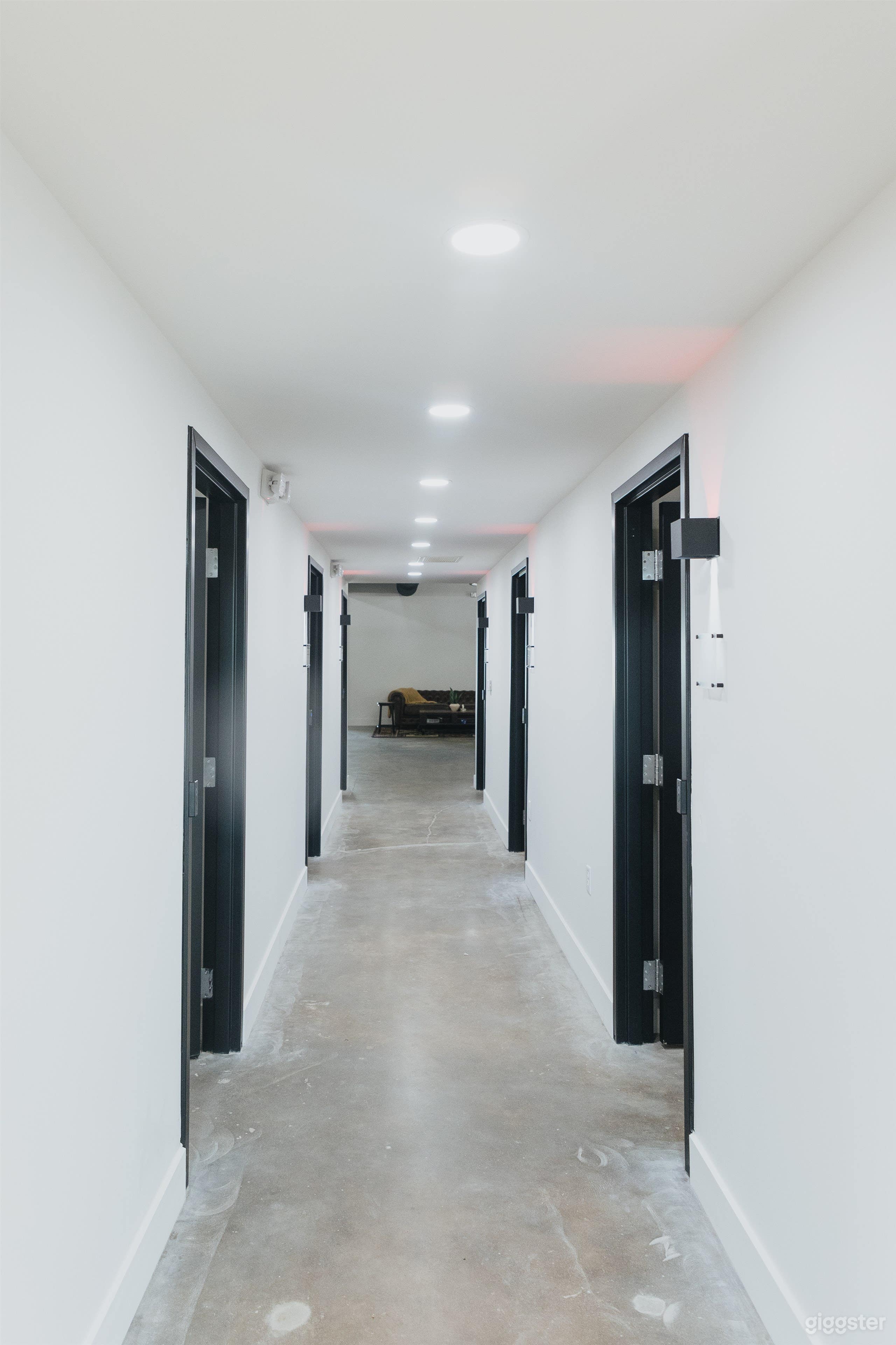 Micro Studio 2 Photo 4