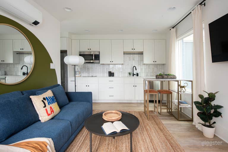   Caviar Dreams - Stylish, Contemporary Comfort  