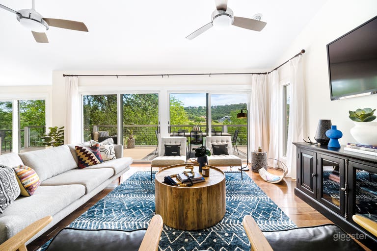  A serene living area with breathtaking lake views. 