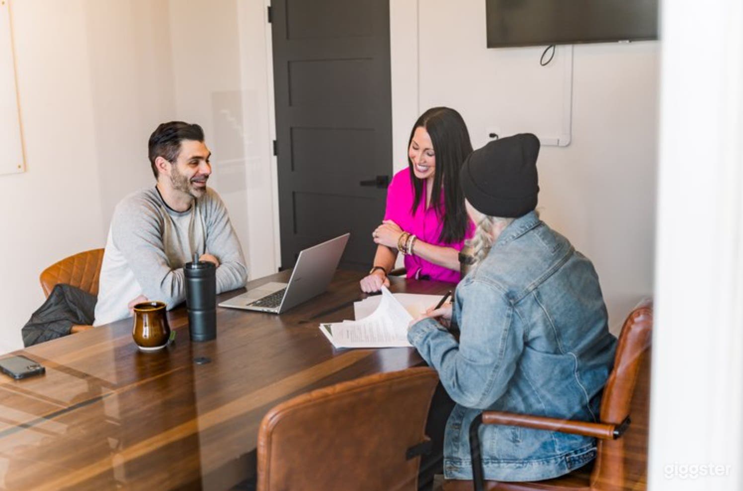 Downtown Meeting/Conference Space w/ Natural Lighting &amp; Modern Finishes Photo 4