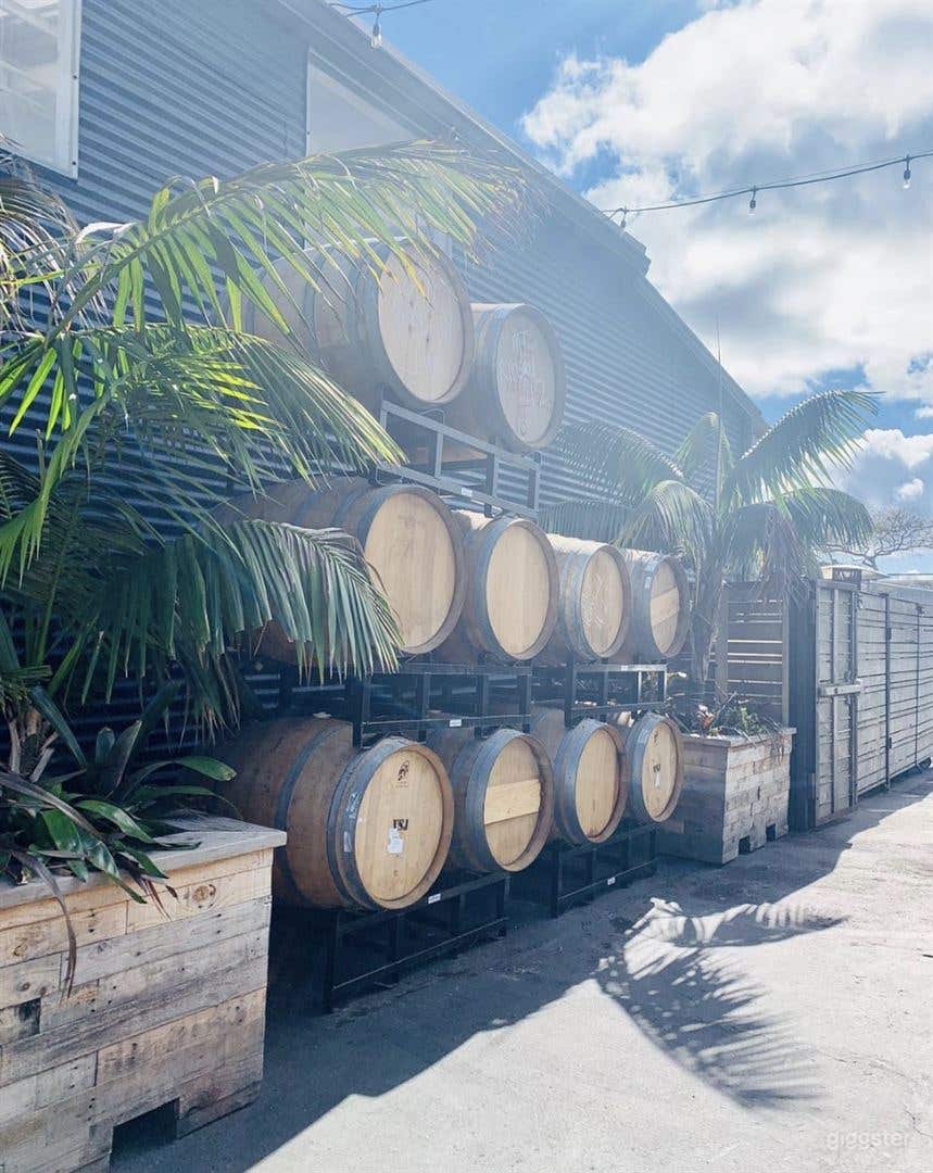 Large Brewery Outdoor Patio in Solana Beach Photo 4