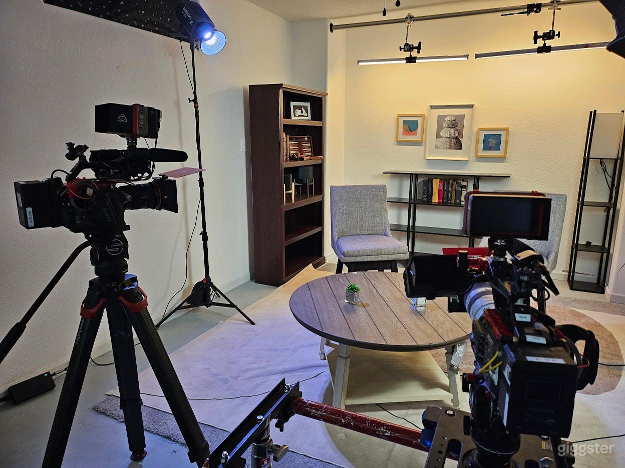  Unique studio space for filming and photography  Photo 2