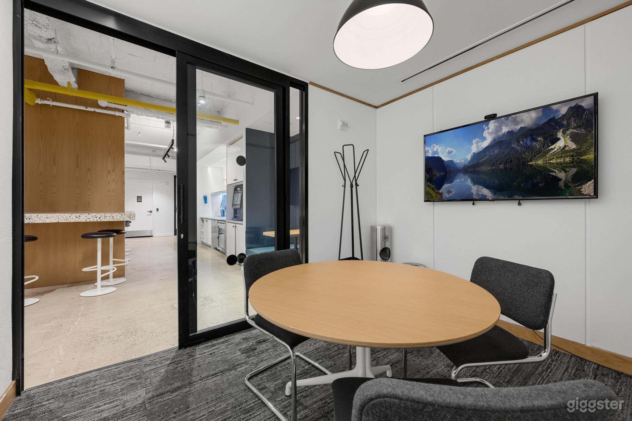 Distinctive Conference Rooms  Photo 2