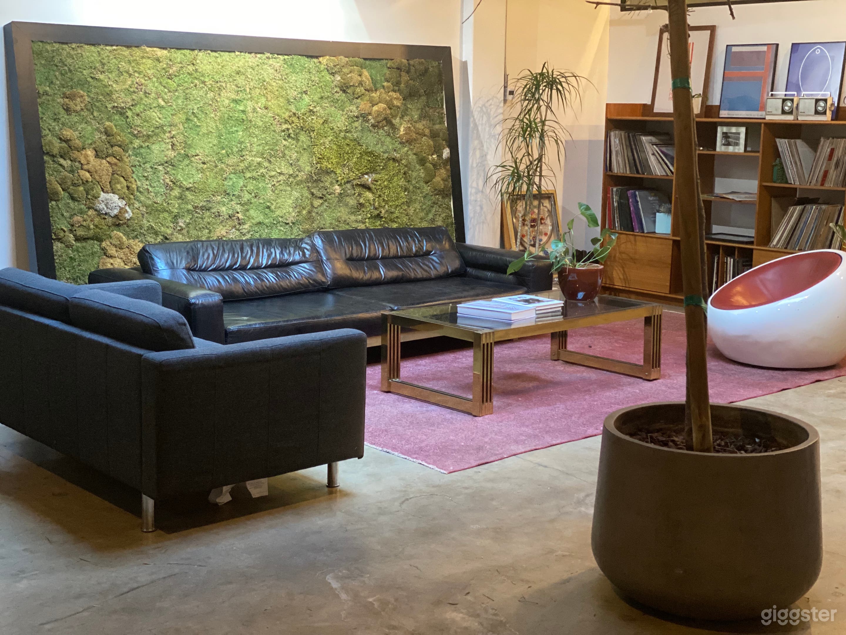 DTLA Creative/Office Space + Bar + Bdrm Photo 3