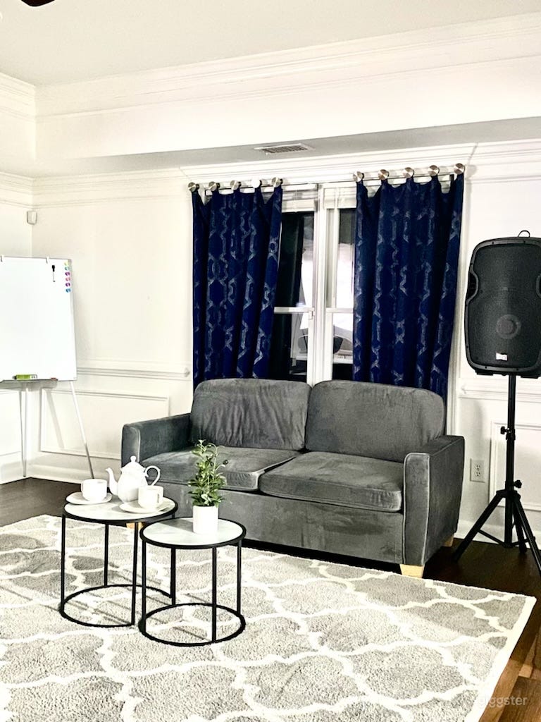 LUXURIOUS  BASEMENT IN THE HEART OF STONE MOUNTAIN Photo 4