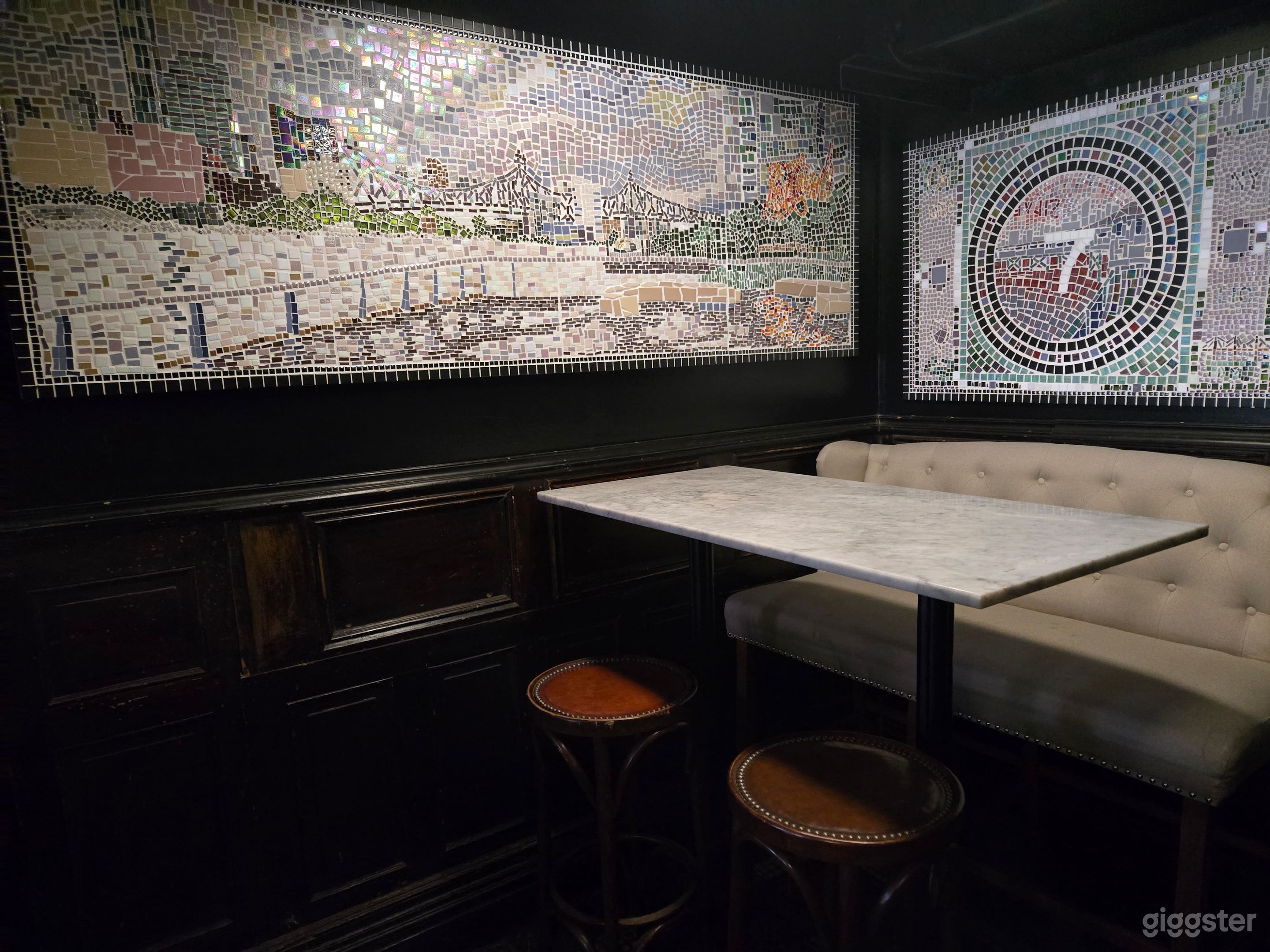 Intimate Wine Bar & Cocktail Lounge w/ Live Jazz Photo 2