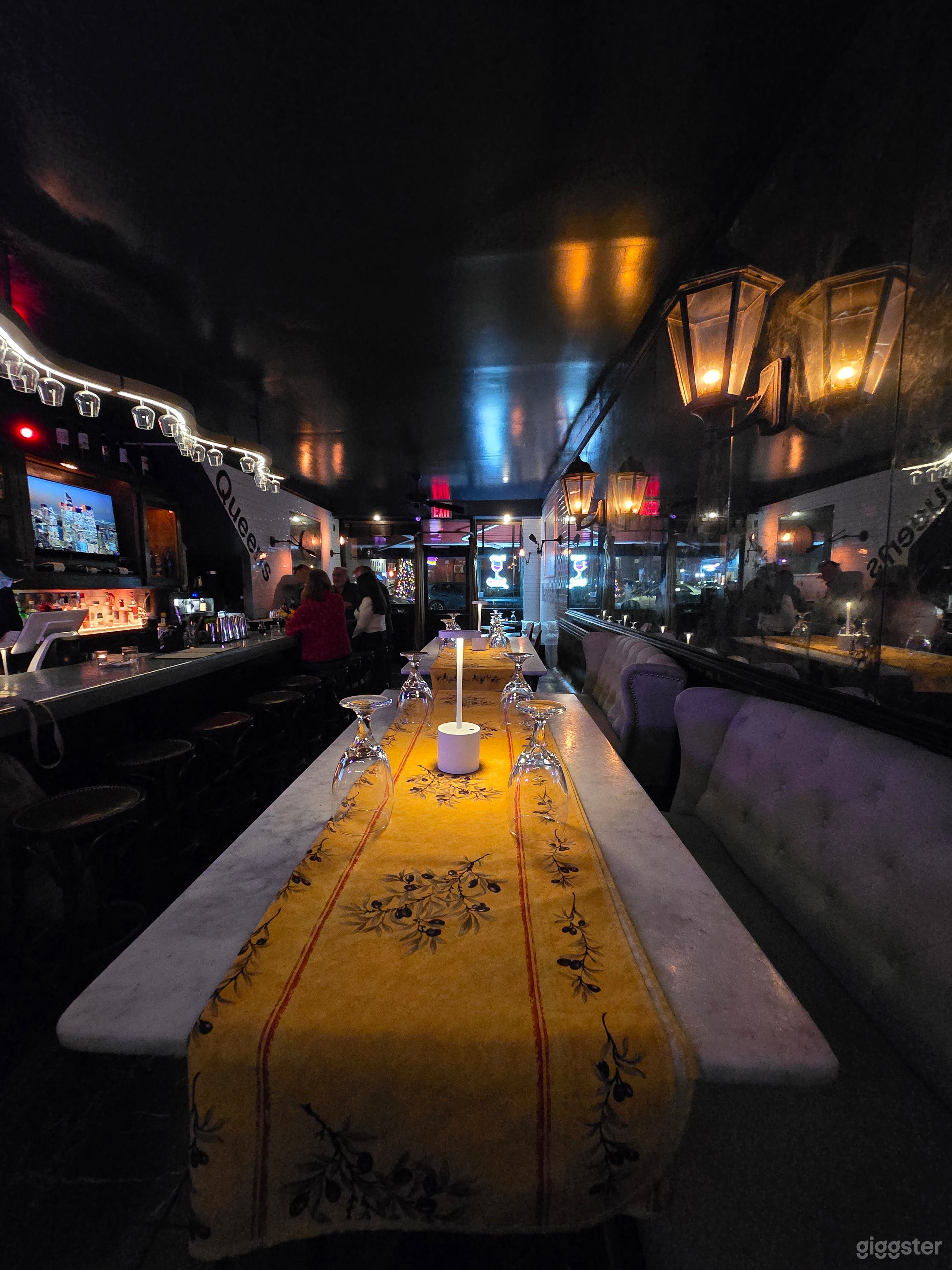 Intimate Wine Bar & Cocktail Lounge w/ Live Jazz Photo 1