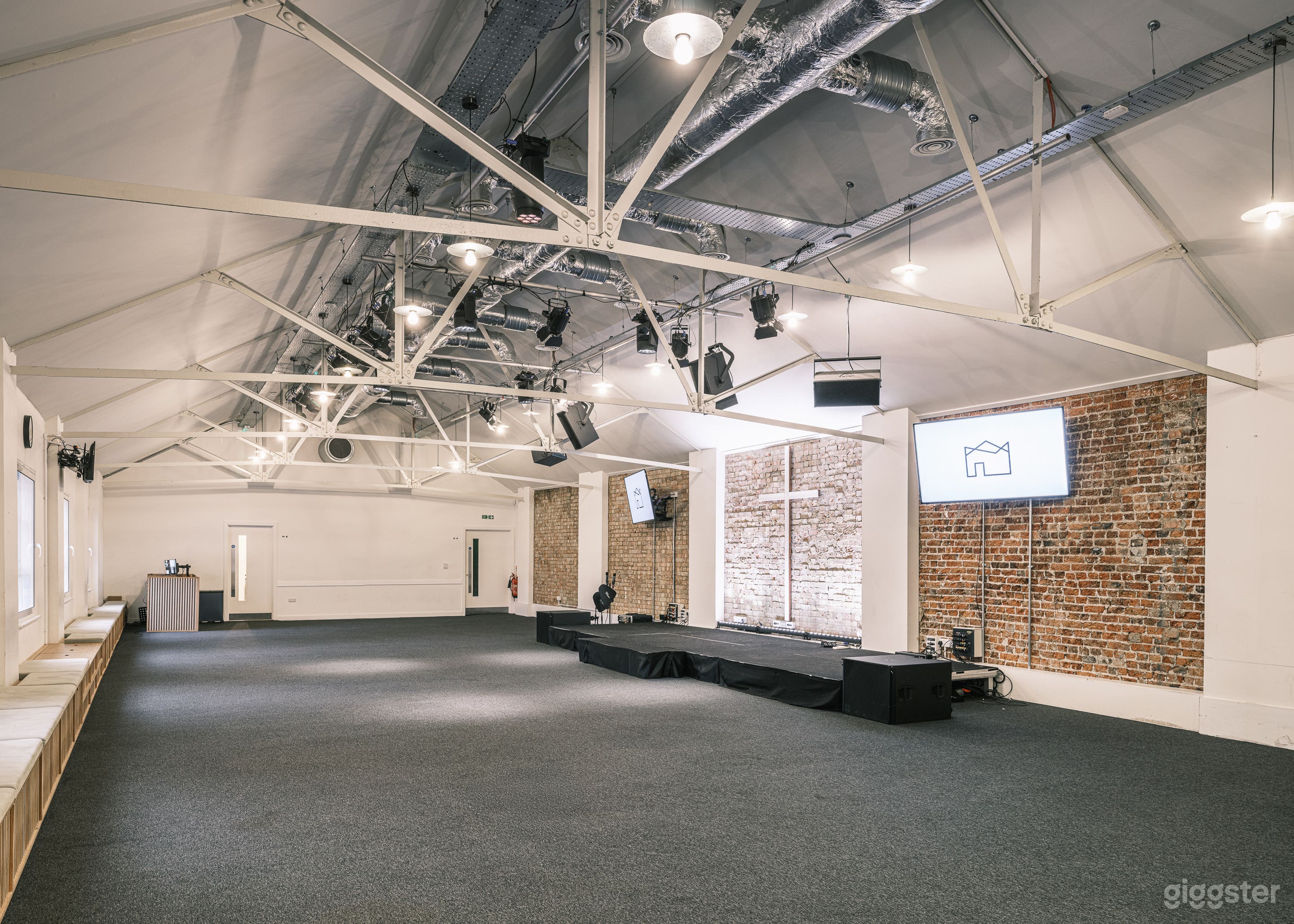 Upper Room Photo 2